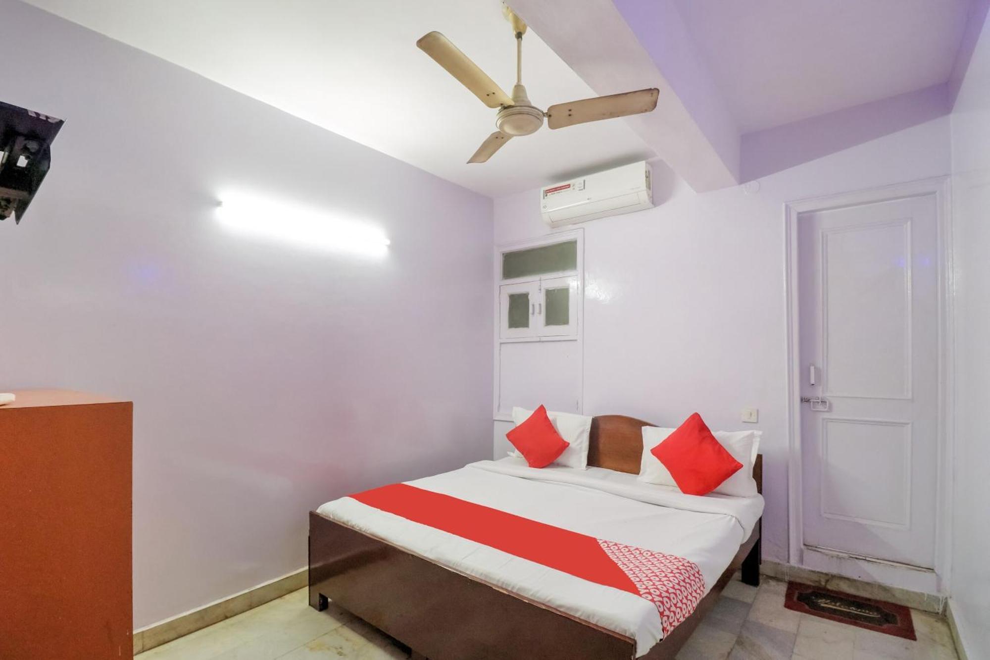 Hotel OYO 77845 New Upkar Nowe Delhi Zewnętrze zdjęcie